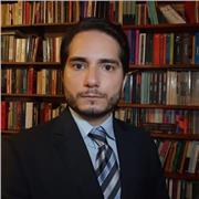 Professor de Direito, mestre e doutor, para reforço universitário